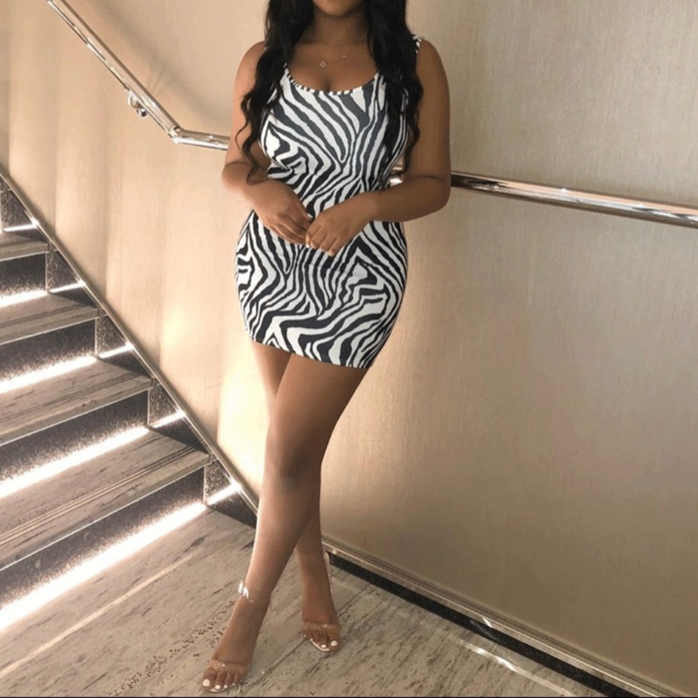 ZEBRA PRINT BODYCON MINI DRESS